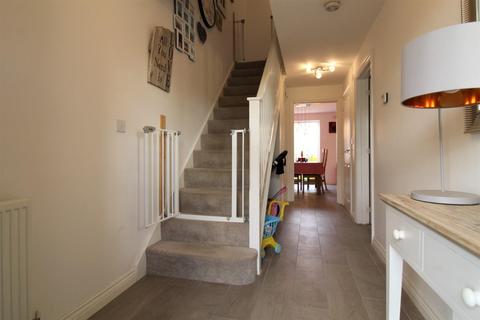7 Arnold Rise, Biggleswade, SG18 8UF