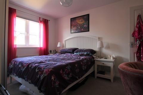7 Arnold Rise, Biggleswade, SG18 8UF