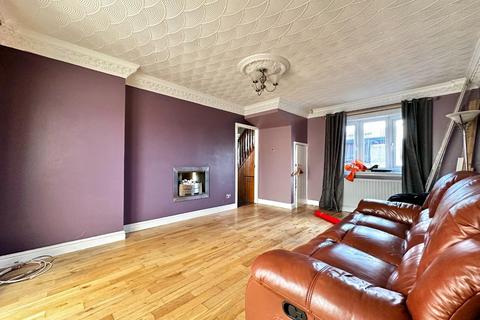 9 Beeston Square, Barnsley, S71 3DW