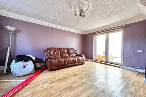 9 Beeston Square, Barnsley, S71 3DW