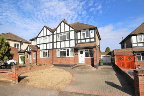 22 Shevon Way, Brentwood, CM14 4PJ