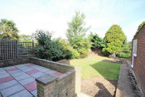 22 Shevon Way, Brentwood, CM14 4PJ