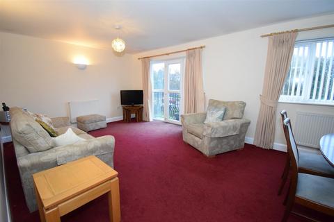 2 bedroom flat for sale, Lawe Road, South Shields