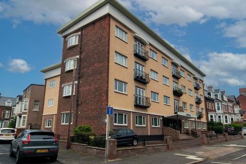 2 bedroom flat for sale, Lawe Road, South Shields