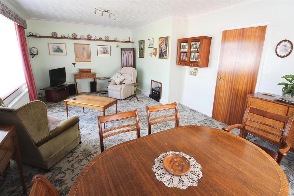 Gorleston on Sea 2 bed detached bungalow for sale £210,000