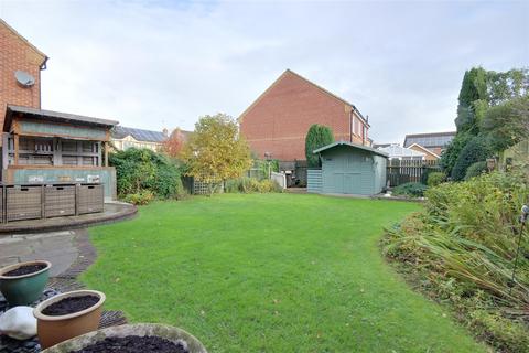 3 bedroom detached house for sale, Hawthorn Way, Gilberdyke
