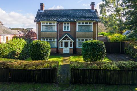 3 bedroom detached house for sale, Burley Road, Bransgore, Christchurch, BH23