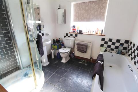 4 bedroom semi-detached house for sale, Bradwell