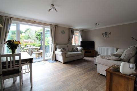 8 Downside Gardens, Potton, Sandy, SG19 2RE