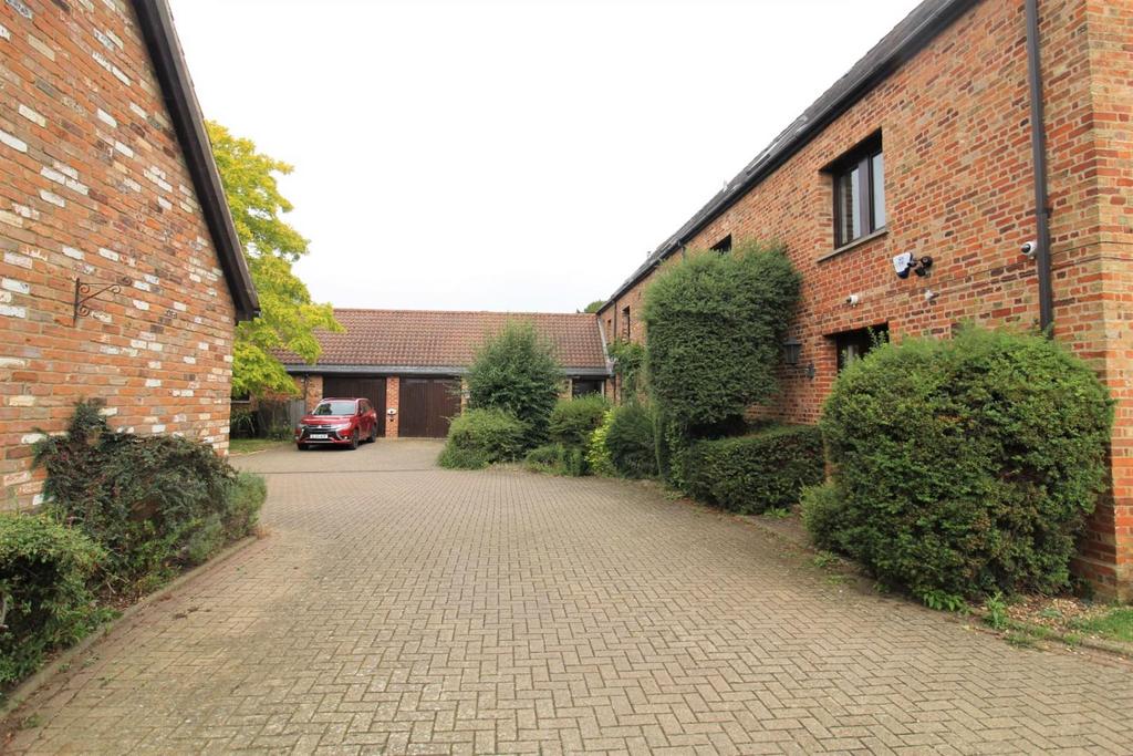 Courtyard Setting