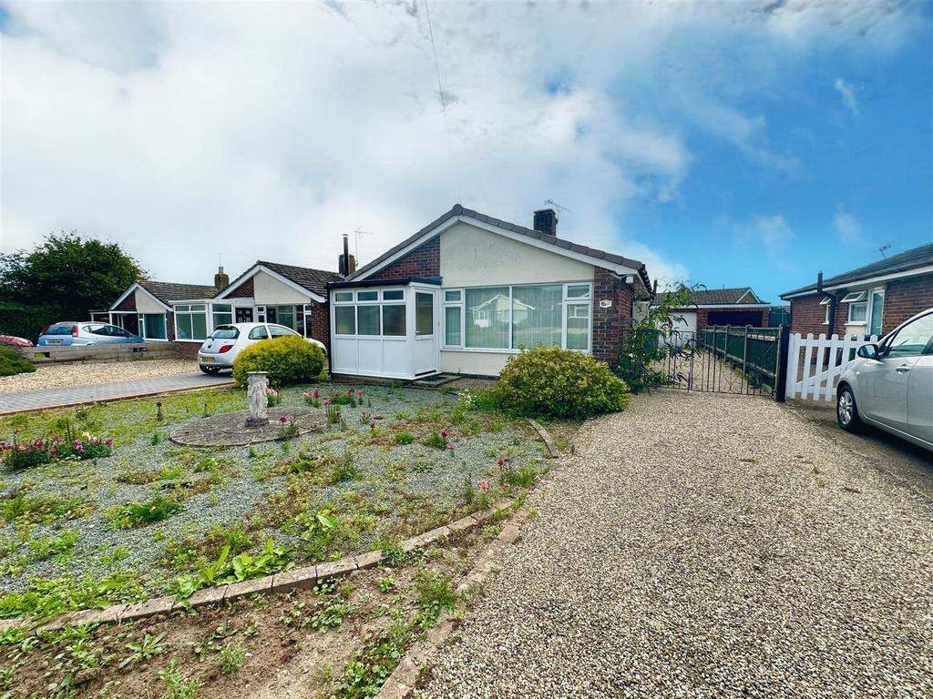 Rivermead, Stalham, Norwich 3 bed detached bungalow for sale £250,000