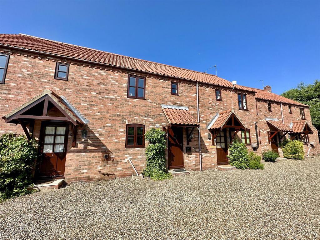 East Ruston NR12 2 bed terraced house for sale £210,000