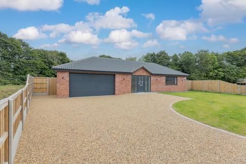 4 bedroom detached bungalow for sale, Fleggburgh NR29