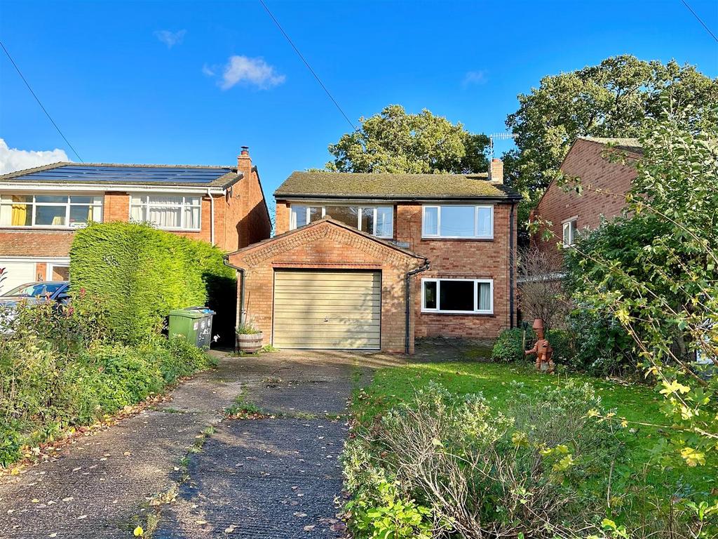 Gerard Road, Alcester 4 bed detached house for sale £425,000