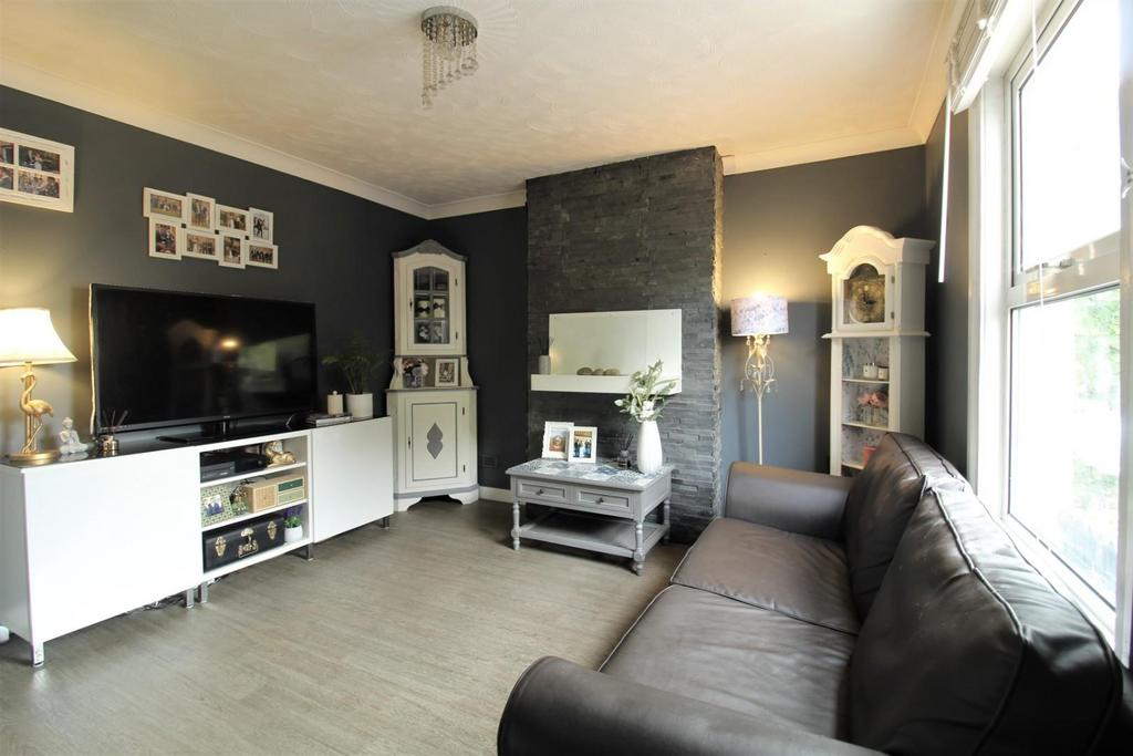 St. Neots Road, Sandy SG19 2 bed house for sale £280,000