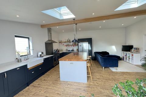 6 bedroom house for sale - High Street, Wrestlingworth SG19