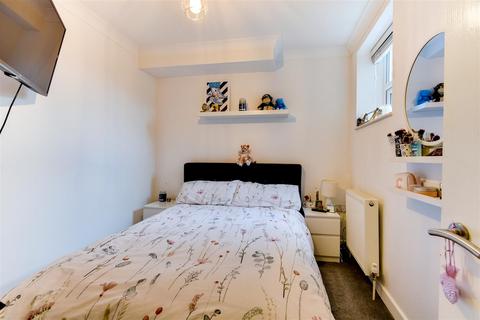 1 bedroom flat to rent, Ham Road, Worthing