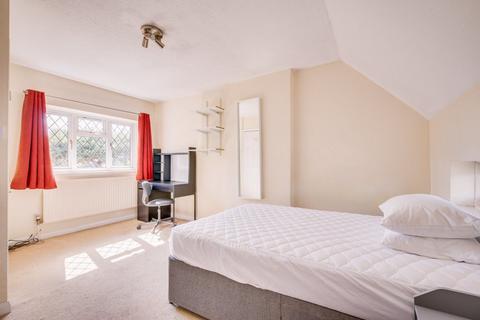 4 bedroom house to rent, Vauxhall Avenue, Canterbury