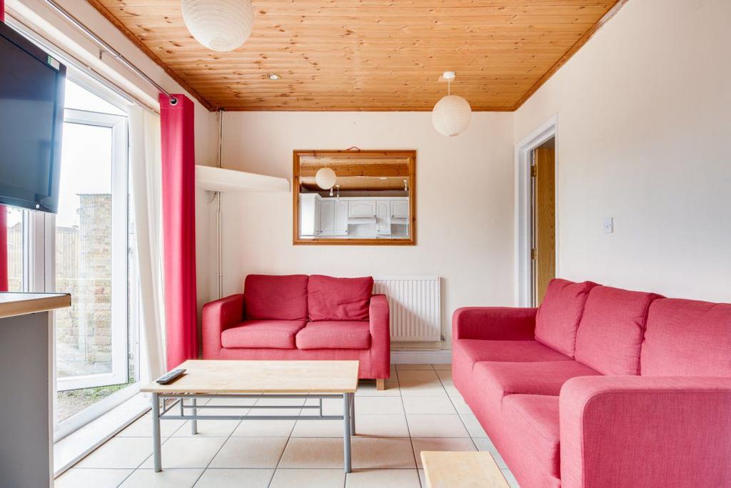 Shipman Avenue, Canterbury 5 bed house to rent £2,331 pcm (£538 pw)