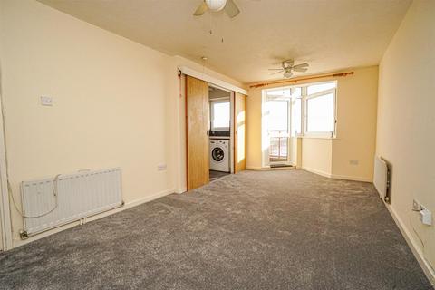 1 bedroom retirement property for sale, Verulam Place, St. Leonards-On-Sea