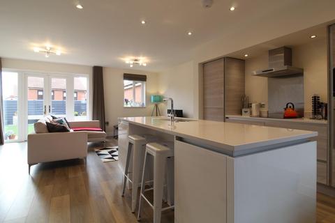 24 Bawlins, St Neots, PE19 6GD