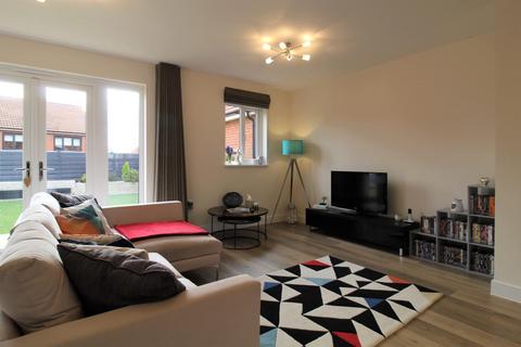 24 Bawlins, St Neots, PE19 6GD
