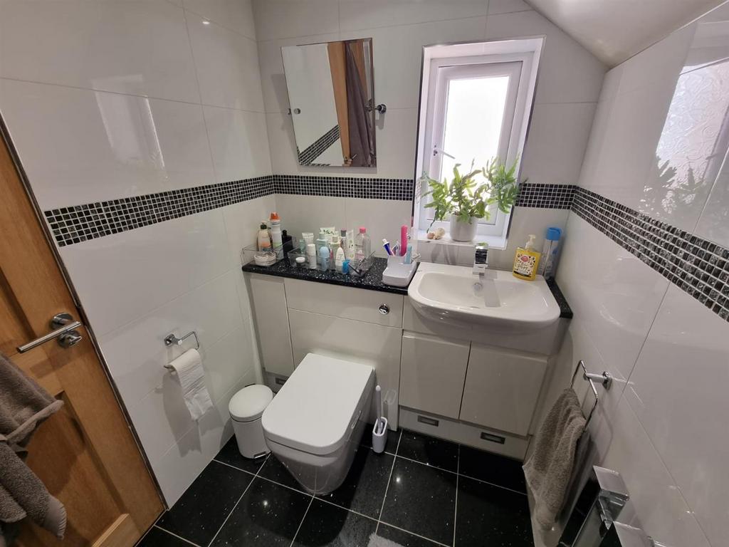 Annexe Ensuite.jpg