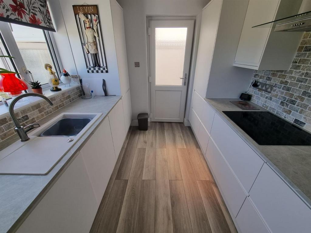 Hopton on Sea 3 bed detached bungalow for sale £329,995