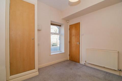 Flat 2, 1 Avondale Road, Shipley, BD18 4QN