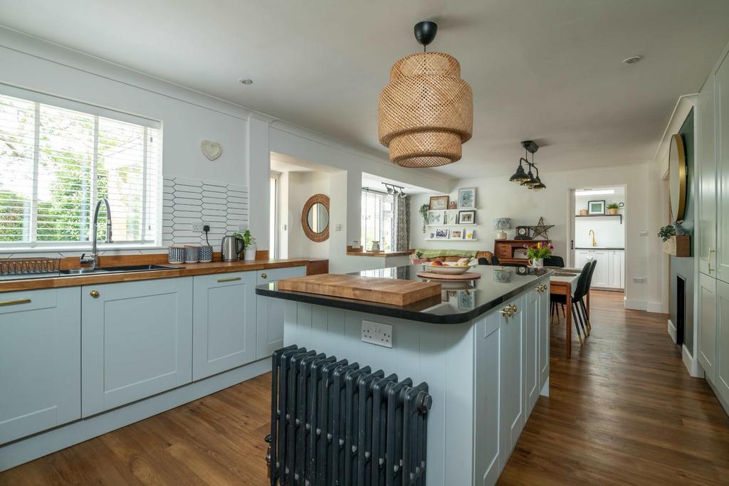 Latcham Dowling 32 Layton Crescent Brampton MATTHE