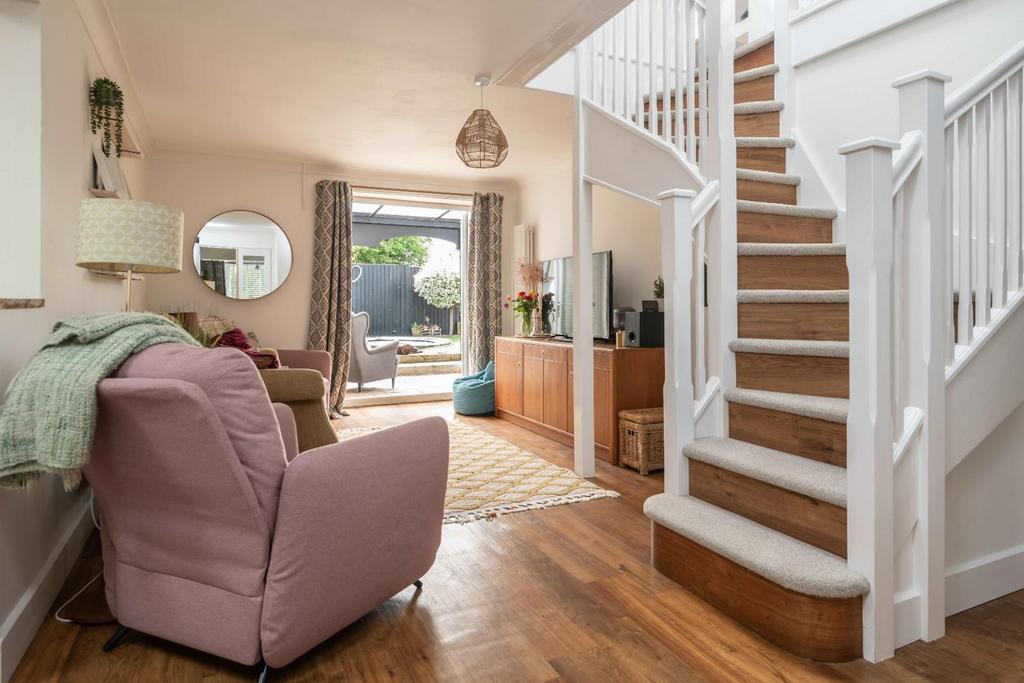 Latcham Dowling 32 Layton Crescent Brampton MATTHE