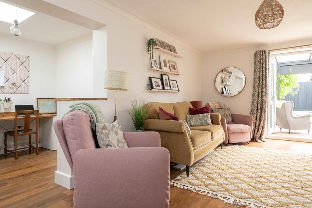 Latcham Dowling 32 Layton Crescent Brampton MATTHE