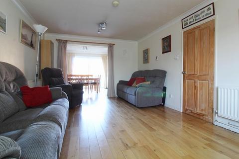 10 Arundel Crescent, Eynesbury, St Neots, PE19 2SL