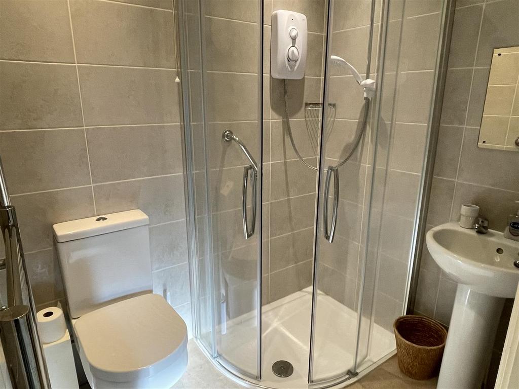 Shower Room.JPG