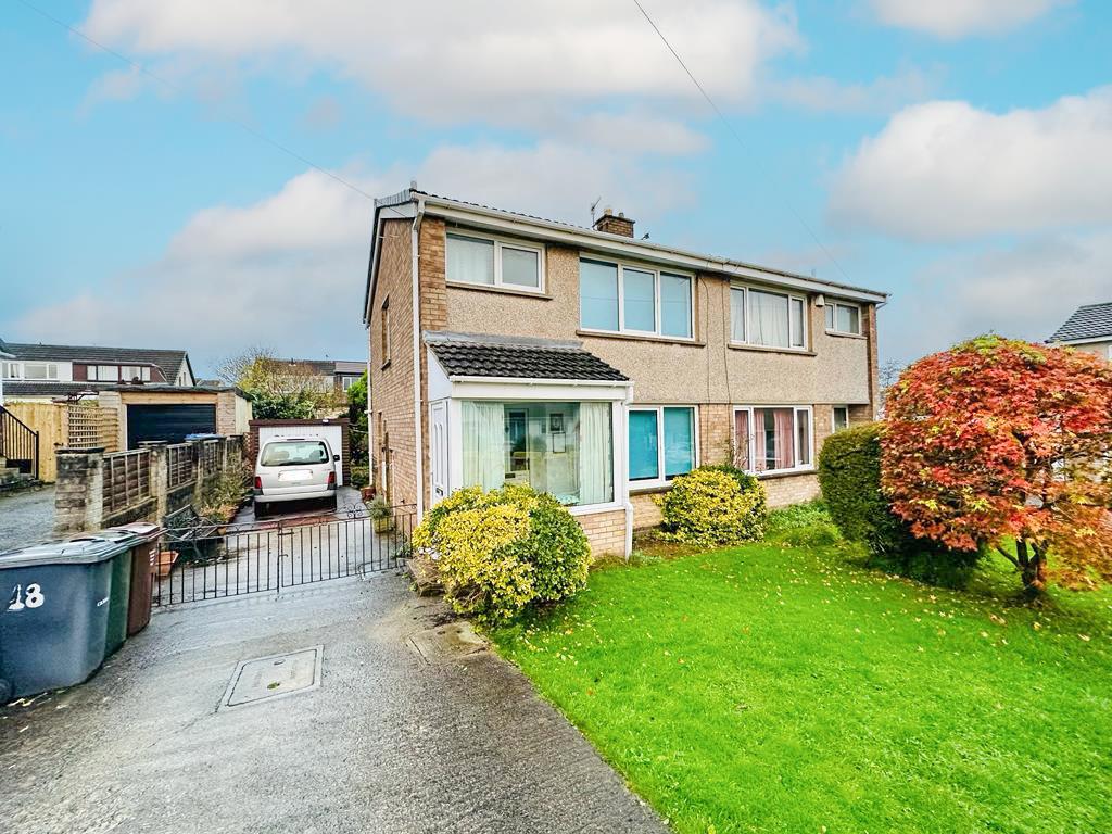 Elm View, Steeton, Keighley 3 bed semidetached house for sale £235,000