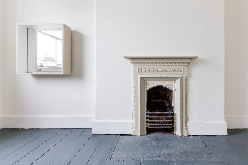 50 Falkland Rd015.jpg