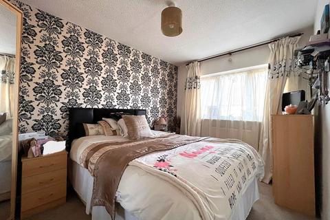 4 Cedar Close, Shefford, SG17 5RT