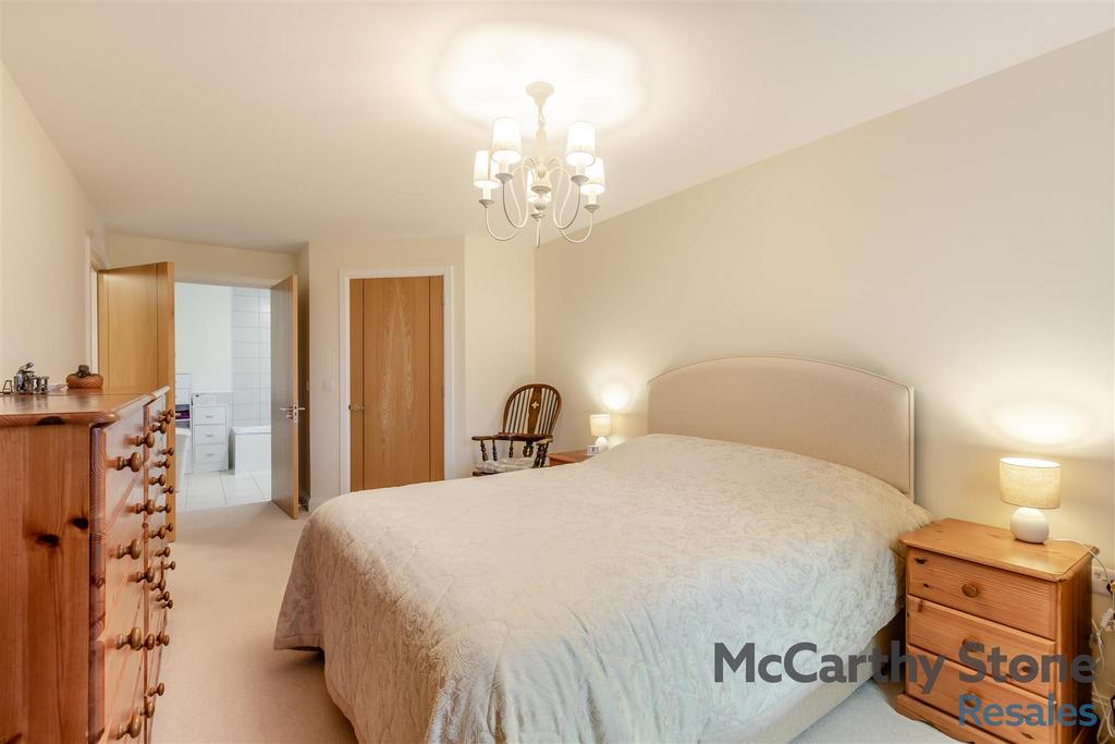 8669042-interior33.jpg