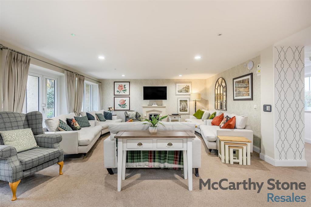 8669042-interior38.jpg