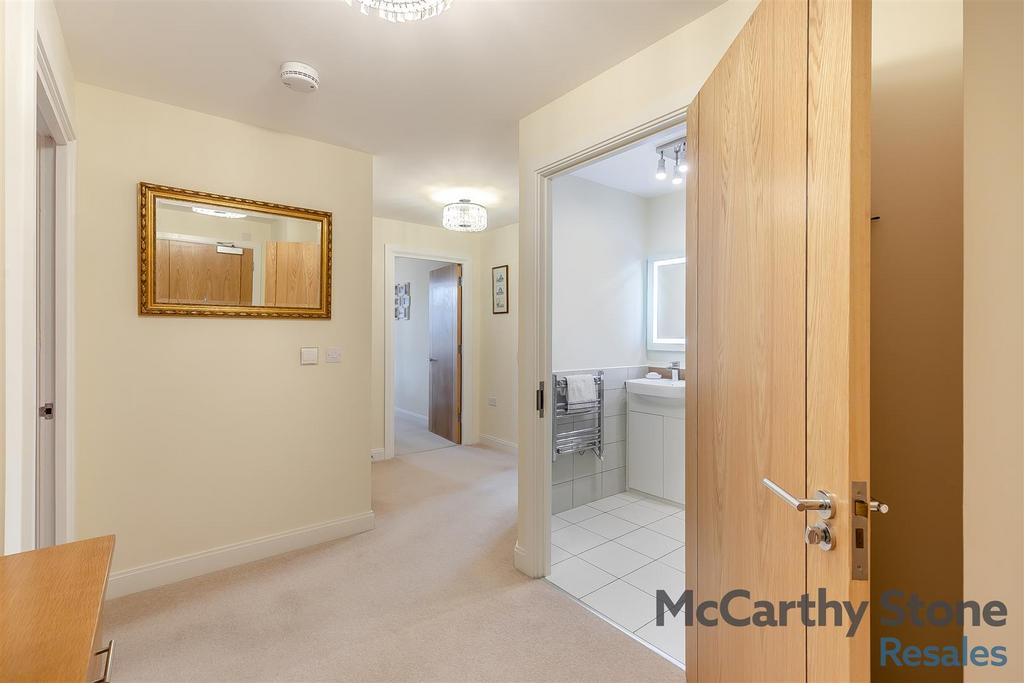 8669042-interior17.jpg