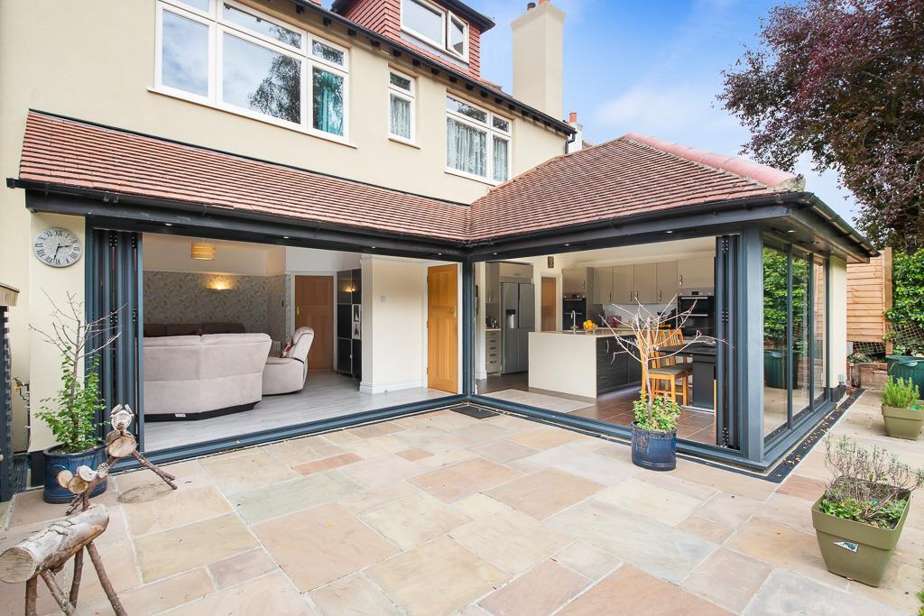 16 Kings Avenue -5.jpg