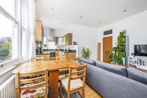 38c Caversham Road, London, NW5 2DS
