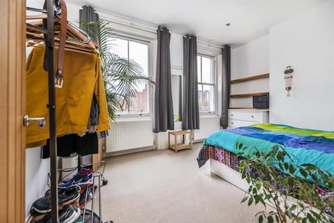 38c Caversham Road, London, NW5 2DS