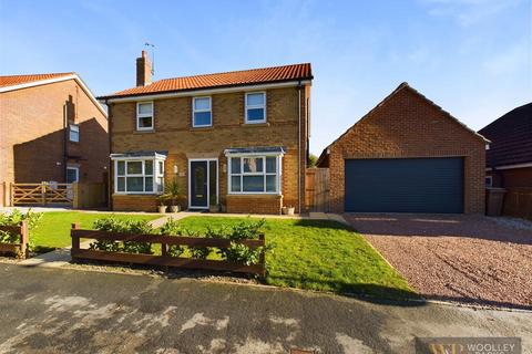 4 bedroom detached house for sale, The Orchard, Leven