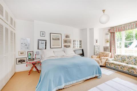 62a Caversham Road, London, NW5 2DS