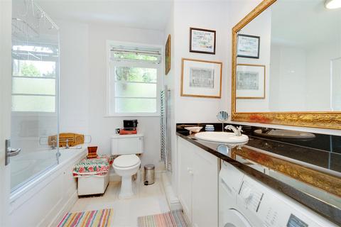 62a Caversham Road, London, NW5 2DS