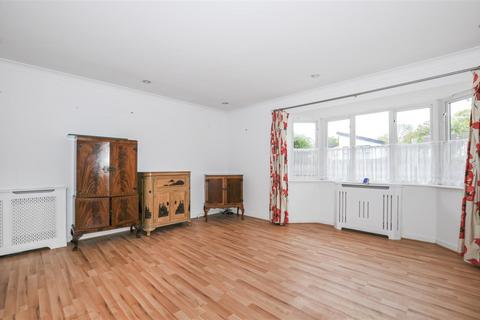 2 Moran Close, Bricket Wood, St Albans, AL2 3YT