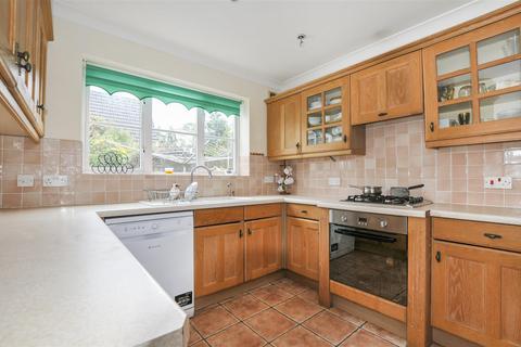 2 Moran Close, Bricket Wood, St Albans, AL2 3YT