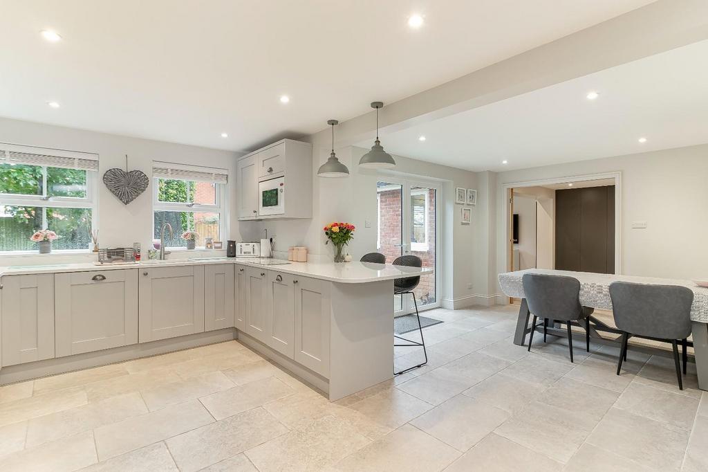 Kitchen - B.jpg