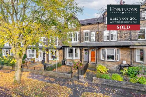 47 West End Avenue, Harrogate, HG2 9BX